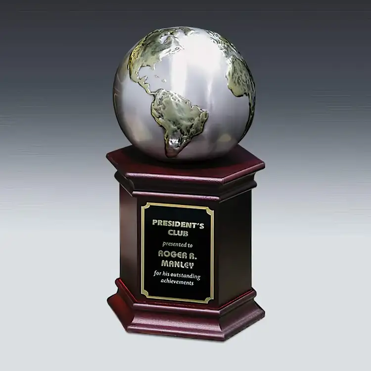 Cast Globe Award #3