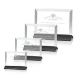 Trophée horizontal Rainsworth en verre jade sur socle noir - Gravure