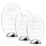 Trophée ovale Broadbent en cristal Starfire sur socle chromé