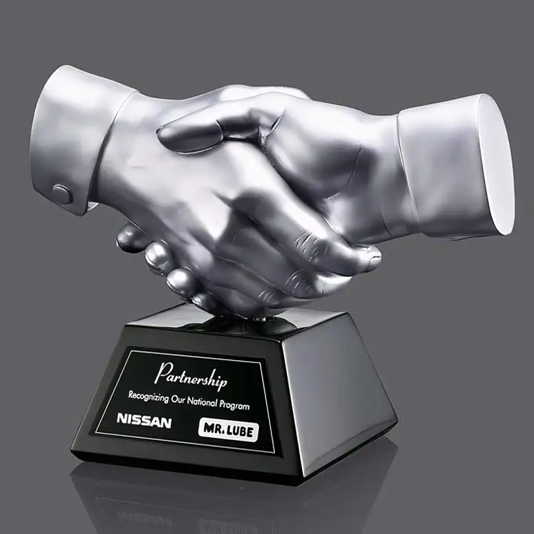 Trophée poignée de main #2