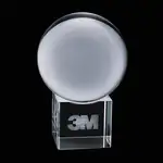 Trophée sphère sur cube en cristal optique - Gravure 3D