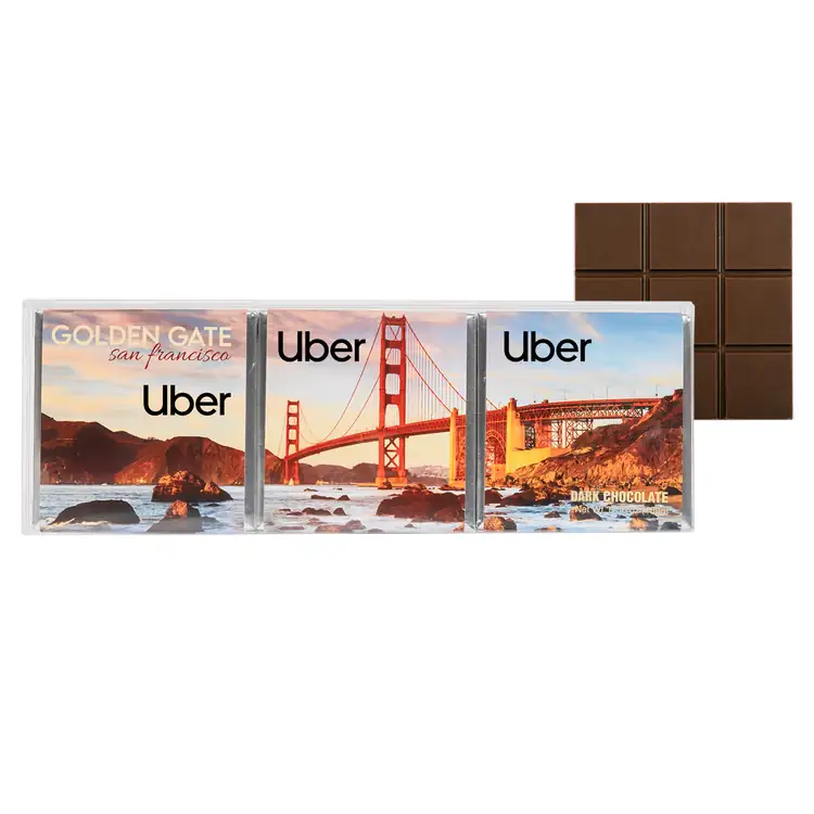 Ensemble de trois tablettes carrées de chocolat en boîte transparente #2